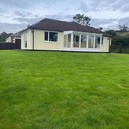 Bungalow In Pillaton Saltash Exteriör bild